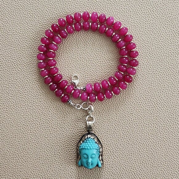 FUCHSIA JADE NECKLACE WITH BUDDHA PENDANT - Picture 1 of 6